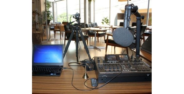 「ニコニコ生放送」専用ブースの機材