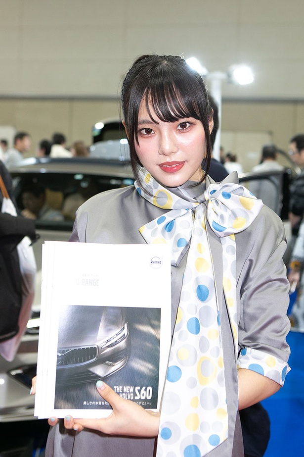 「第21回名古屋モーターショー」で見つけた美人コンパニオン
