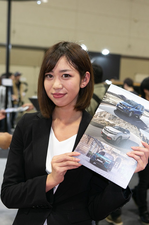 「第21回名古屋モーターショー」で見つけた美人コンパニオン