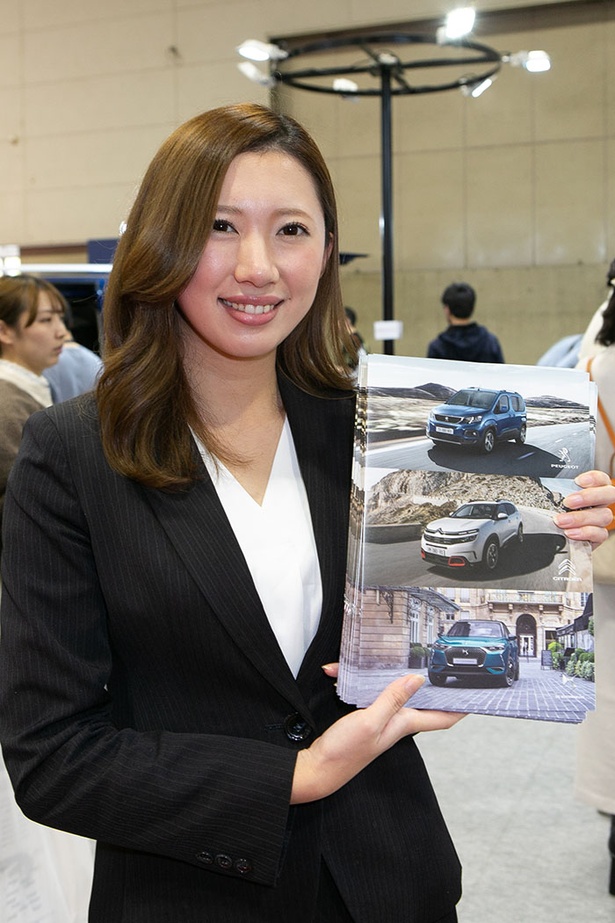 「第21回名古屋モーターショー」で見つけた美人コンパニオン