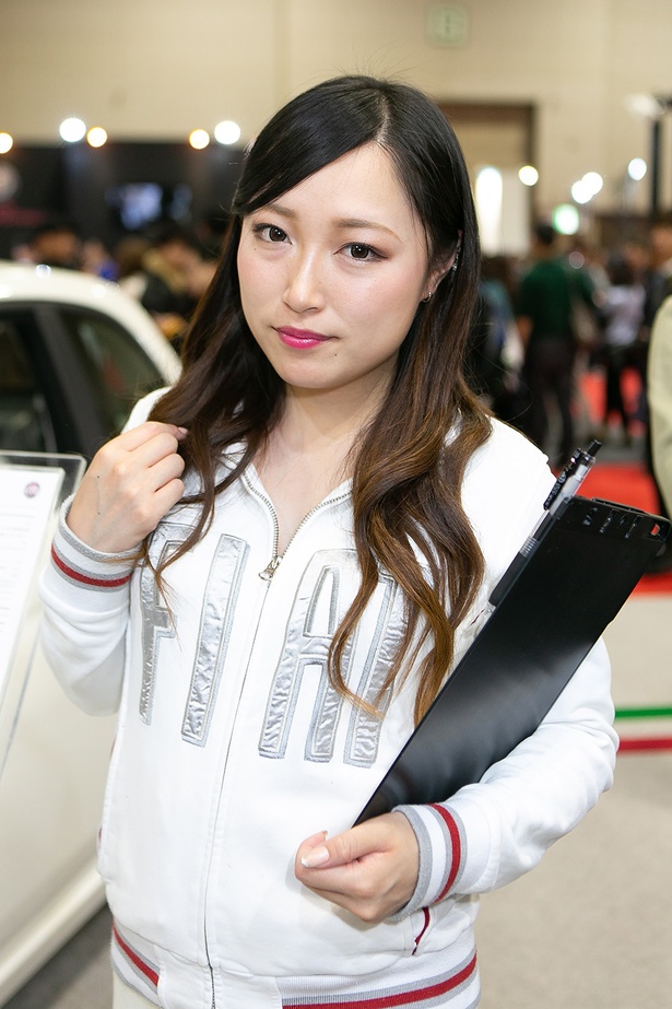 「第21回名古屋モーターショー」で見つけた美人コンパニオン