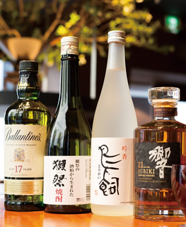 立呑 邑久十 / 高級な日本酒として知られる獺祭(だっさい)の焼酎など、稀少な酒もそろう