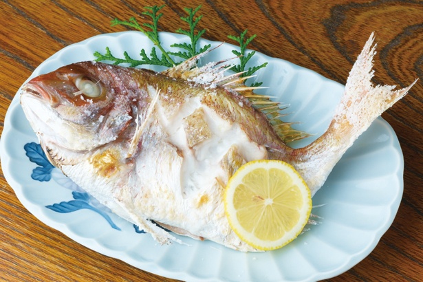 地ものならではの旨味と香りが楽しめる「焼魚」(600円～) / 鮮魚 御食事処 参平