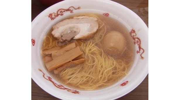 【写真】シンプルなのに美味しそう！ 炊き出しで提供されたラーメン