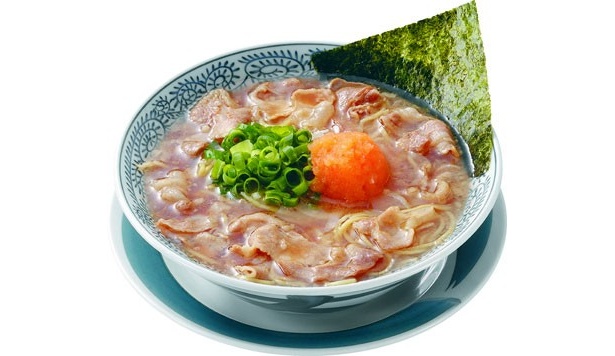 「丸源ラーメン 練馬関町店」の「丸源 肉そば」（682円）は、ユズコショウおろしがアクセントに