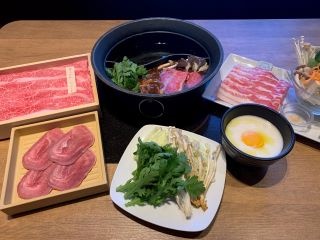 温野菜の新感覚すき焼き「味噌すき」は トリュフの香りがたまらない！