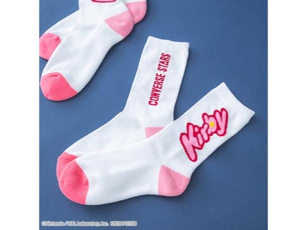 カービィカラーのピンクがアクセントのおしゃれなソックス