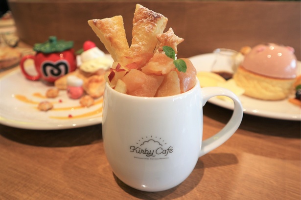 「ウィスピーのとれたて！ひんやりんごパフェ 」(980円)