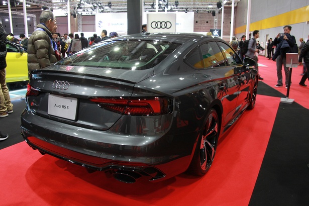 Audi「Audi RS 5 Sportback」(リア)