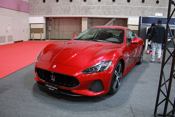 MASERATI「GranTurismo Sport」(フロント)