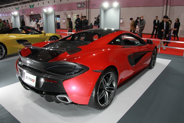 McLaren「570S」(リア) 