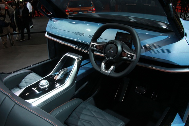 MITSUBISHI「MI-TECH CONCEPT」(内装)