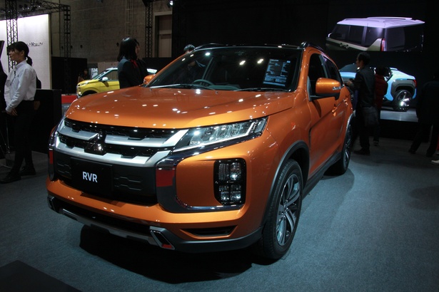 MITSUBISHI「RVR」(フロント)