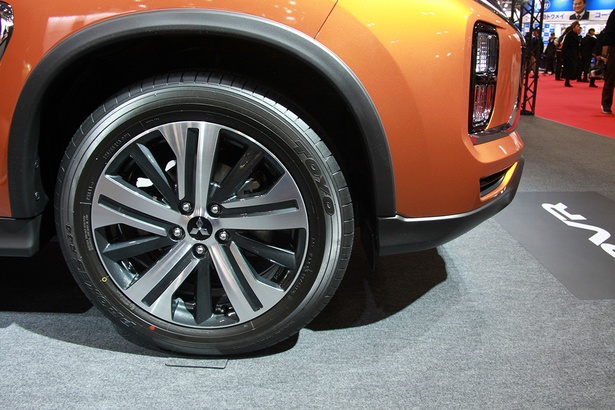 MITSUBISHI「RVR」(ホイール)