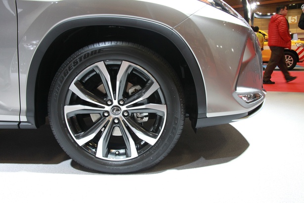 LEXUS「RX450h」(ホイール)