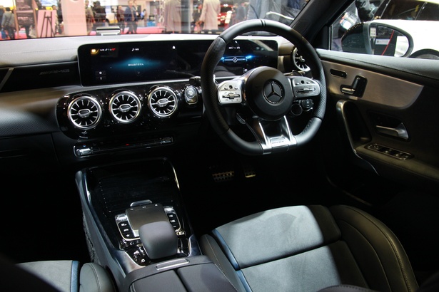 Mercedes-Benz「AMG A35 Edition1」(内装)