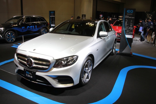 Mercedes-Benz「E350de」(フロント)
