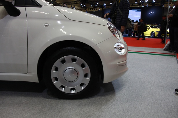 FIAT「500 1.2 POP 地域限定者」(ホイール)