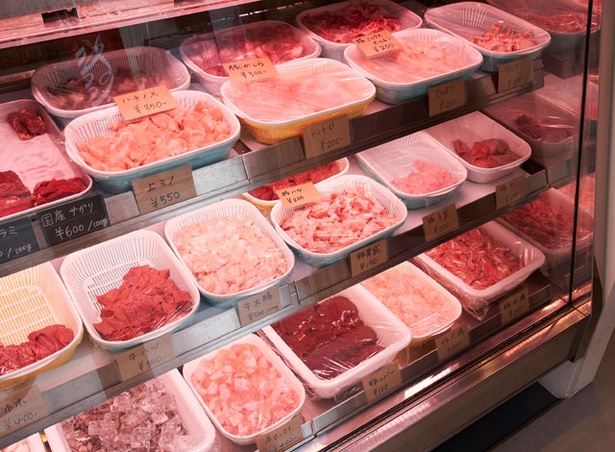 CHOKU / 豚胃袋(100g 150円)などを販売
