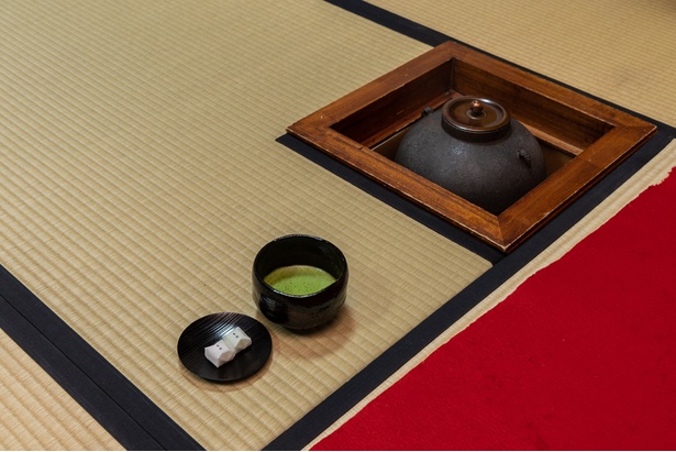  瑞峯院では抹茶の接待を受けることができる