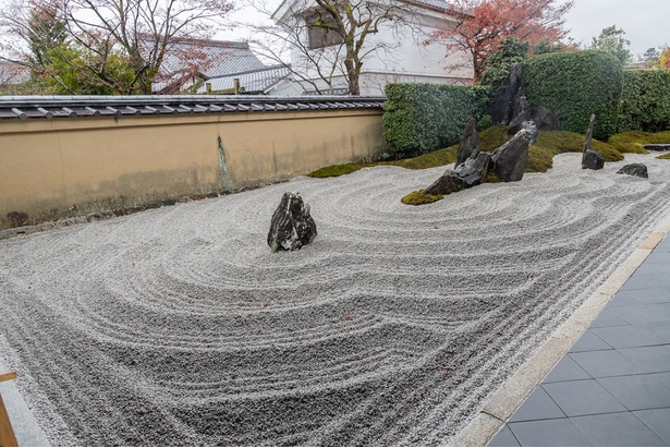 瑞峯院の独坐庭