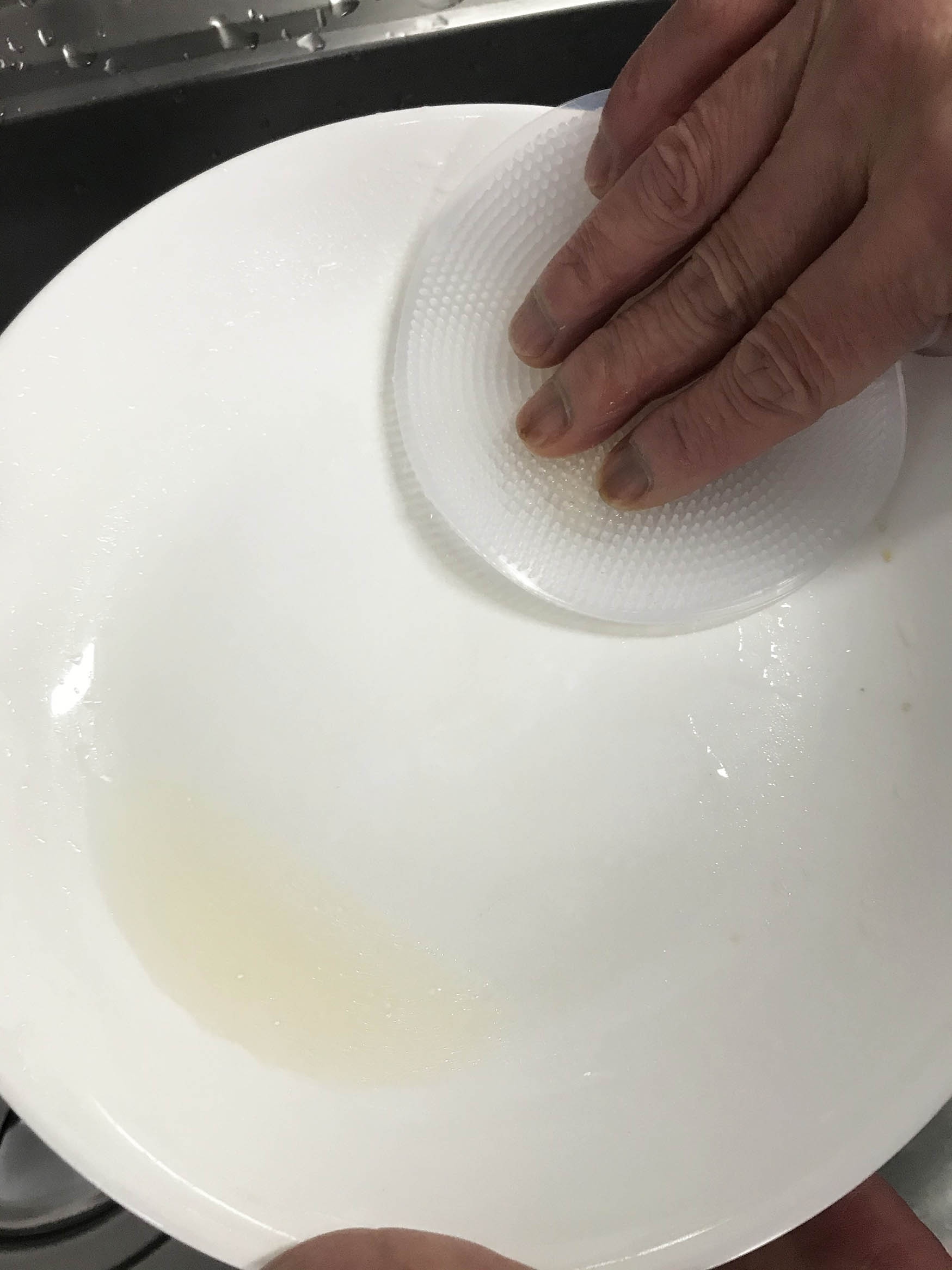 洗剤ナシでも大丈夫!