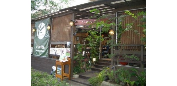 「モテ声カフェ」外観