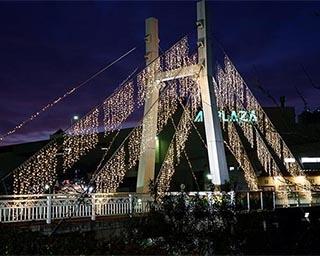 光のオブジェがきらびやかに彩る「ツウィンクルナイトin射水2019」が富山県で開催中