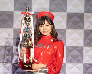 人気ナンバー1レースクイーン、10年目は川村那月がグランプリ受賞