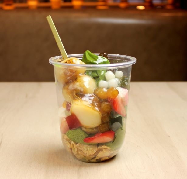 「宇治抹茶パフェ」(780円)