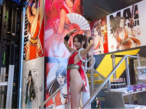 「全年齢対象!『-不知火舞-展』」の様子