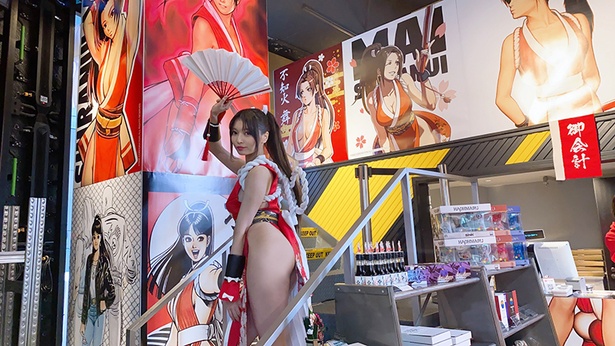 「全年齢対象!『-不知火舞-展』」の様子
