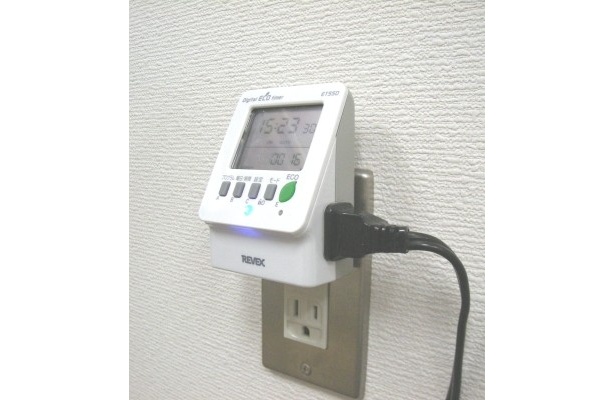 【写真】こんな感じでコンセントに接続して使う！