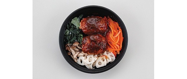 写真は｢豆腐ハンバーグ丼｣(420円/429kcal)