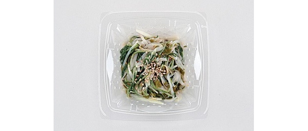 写真は｢水菜とめかぶのわさび和え｣(230円/24kcal)