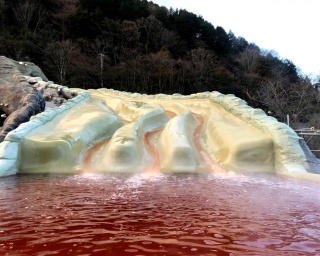 箱根の温泉にエヴァの未曾有の大災害「セカンドインパクトの湯」が降臨した
