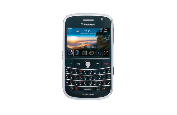 海外セレブ御用達！ 写真は09年春発売予定のニューモデル・BlackBerry Bold