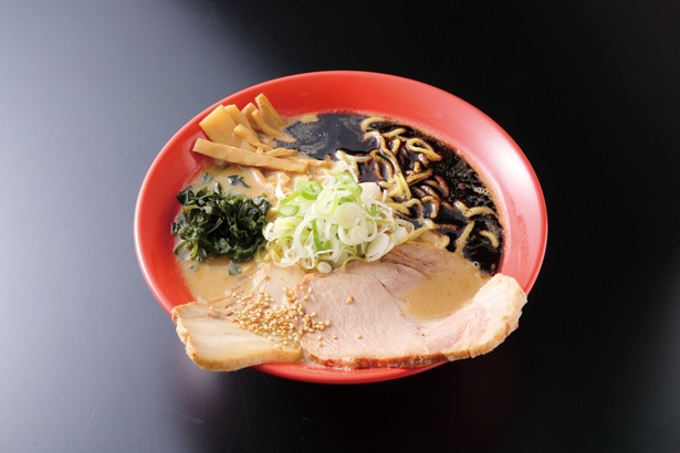 海老の旨味、風味をさらにブラッシュアップ！「濃厚甘海老スープの札幌味噌らーめん ～焦し海老マー油ver～」 / 麺や虎鉄(北海道) / 第3幕