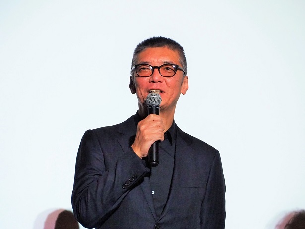 メガホンを取った成島出監督