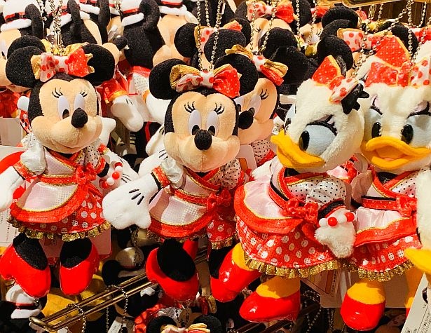 東京ディズニーランド今季限定、ラブリーなミニーマウスグッズに注目
