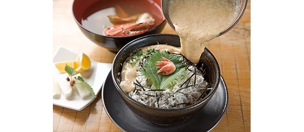 また、とろろ料理専門店「麦とろ童子(わらべ)」もおすすめ！