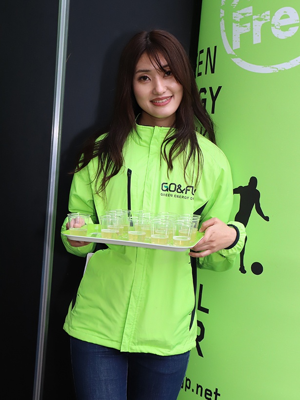 「第24回 大阪オートメッセ2020」の美人コンパニオン