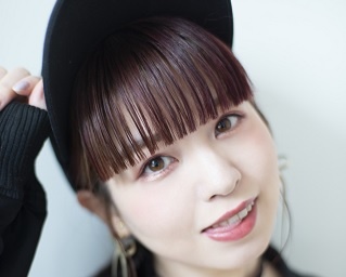 春奈るな初のフォトブック『LUNA』発売！「自分のやりたいことの世界観を全て注ぎ込むことが出来た」