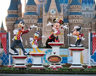 ディズニーにUSJ…全国人気テーマパーク、今週末の“楽しみどころ”まとめ【2月29日(土)・3月1日(日)】