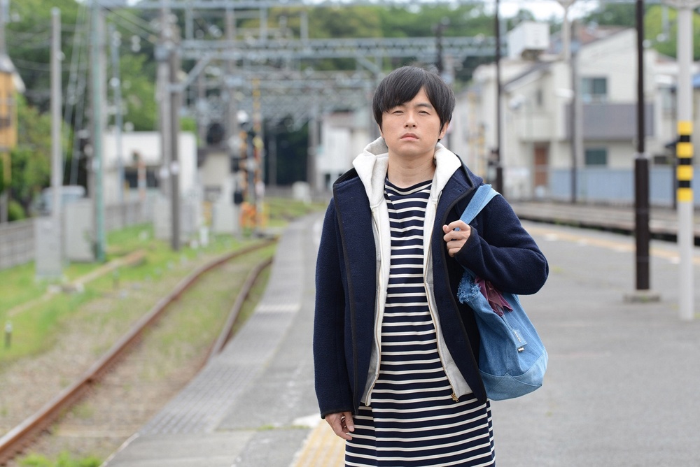 バカリズムがOLのふりをして書いていたブログが映画化。劇中でもOLを熱演する!