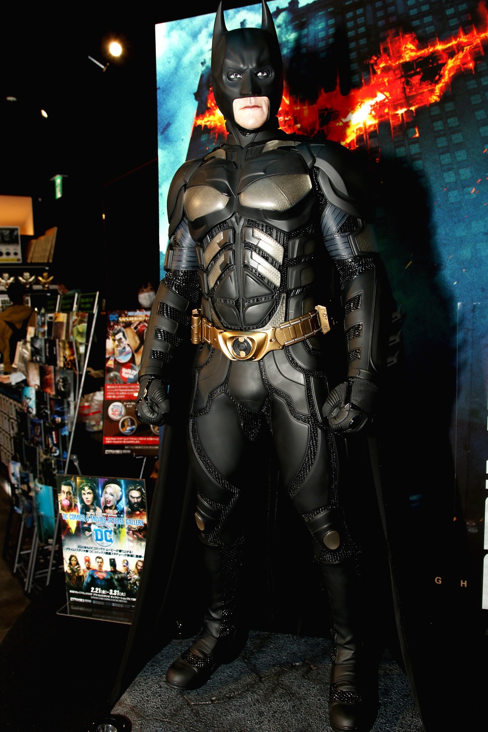 このイベントが初お目見えの場となっている『ダークナイト』版バットマン1/2スケール