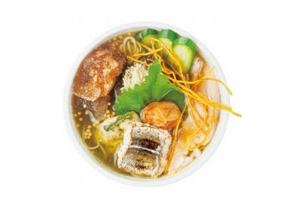 冷やしラーメン、今夏のトレンドは魚介系“極スープ”
