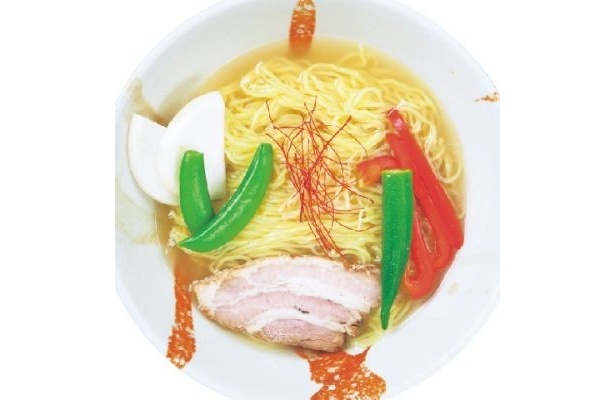 「旬麺 しろ八」(東京・新宿)の「冷やし鯛」(780円)には、高級“鯛”煮干しが使用されている！