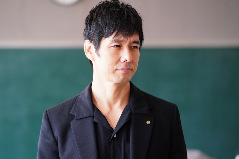 西島秀俊演じる日村は特にズレっぷりがピカイチ!