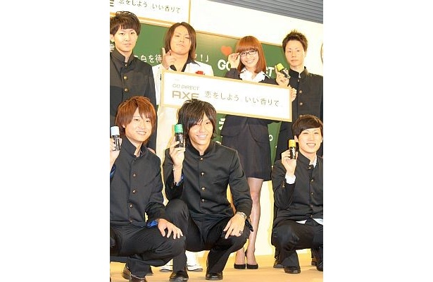 狩野さん、優木さんと学生たち